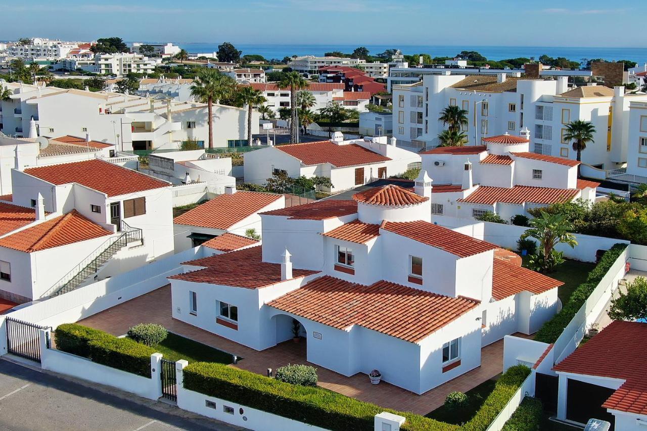 Villa Francella- Relaxing Holidays In An Ideal Location By Dreamvillasアルブフェイラ エクステリア 写真