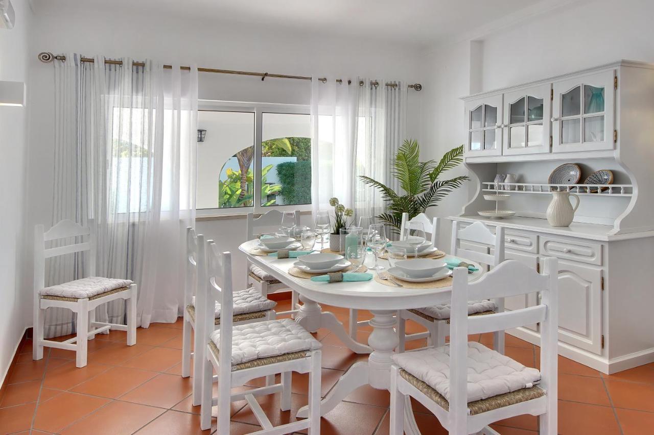 Villa Francella- Relaxing Holidays In An Ideal Location By Dreamvillasアルブフェイラ エクステリア 写真